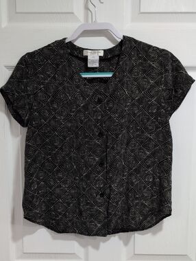 Jones New York Black Geometric Short Sleeve Blouse 10P 100% Silk